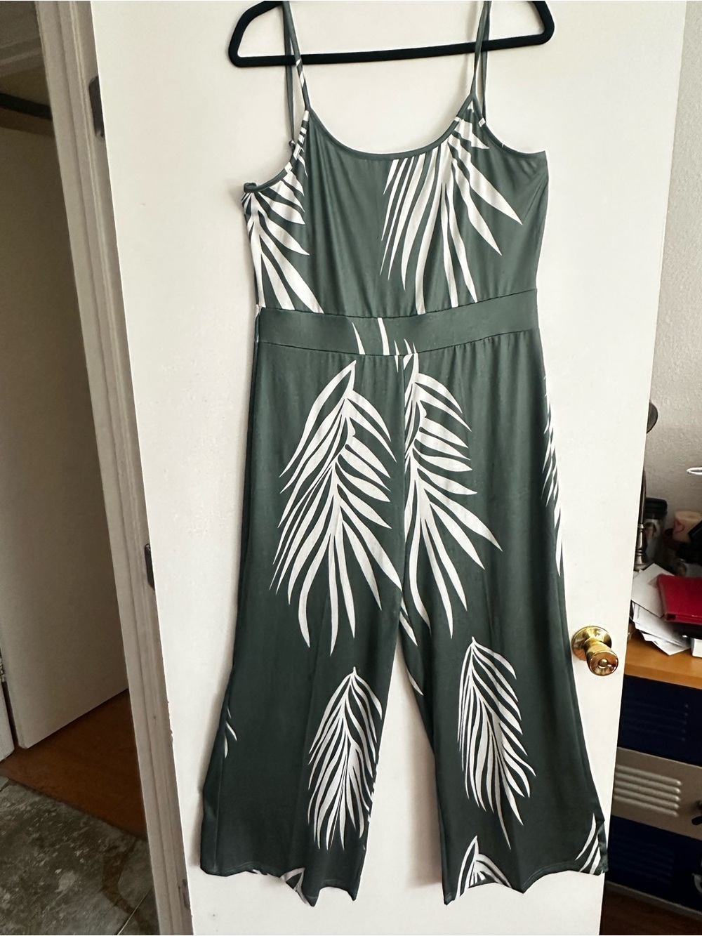 Green & White Leaf-Print Wide-Leg Jumpsuit